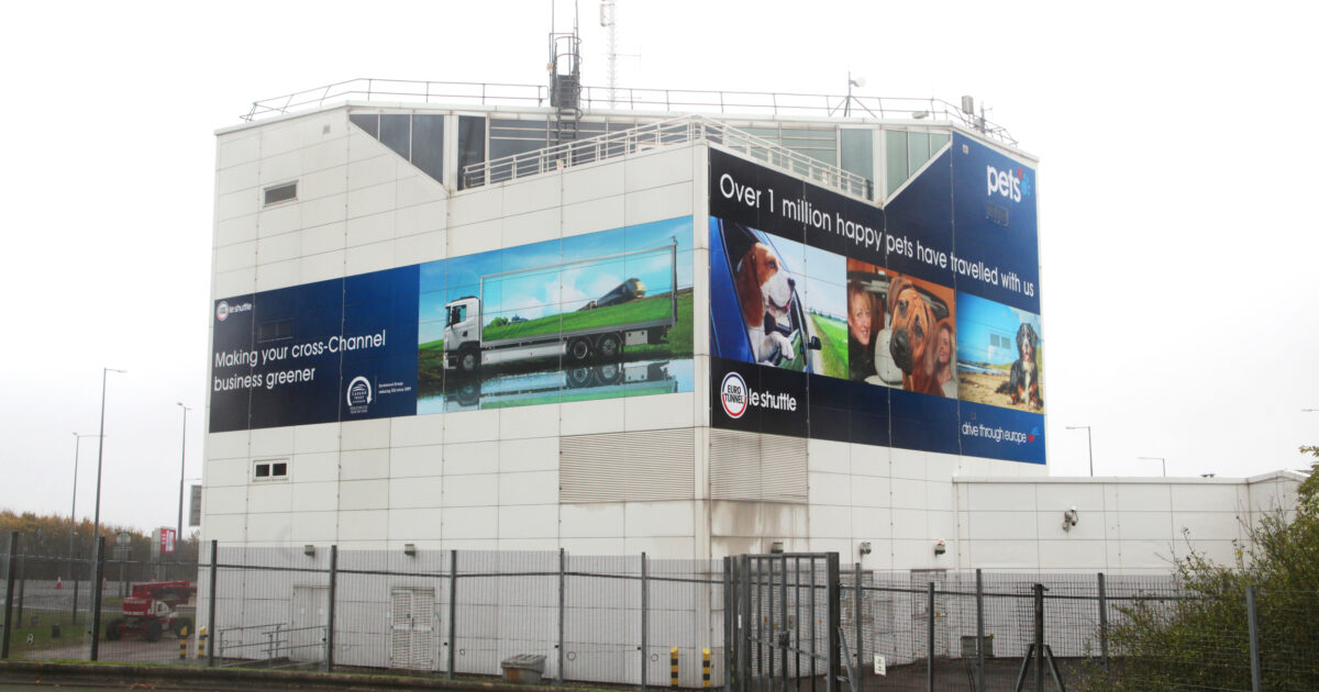 Exterior branding for Eurotunnel's towering building wrap | Aura